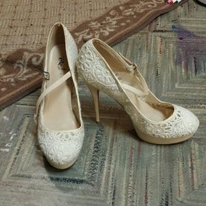 Rue 21 lace heels